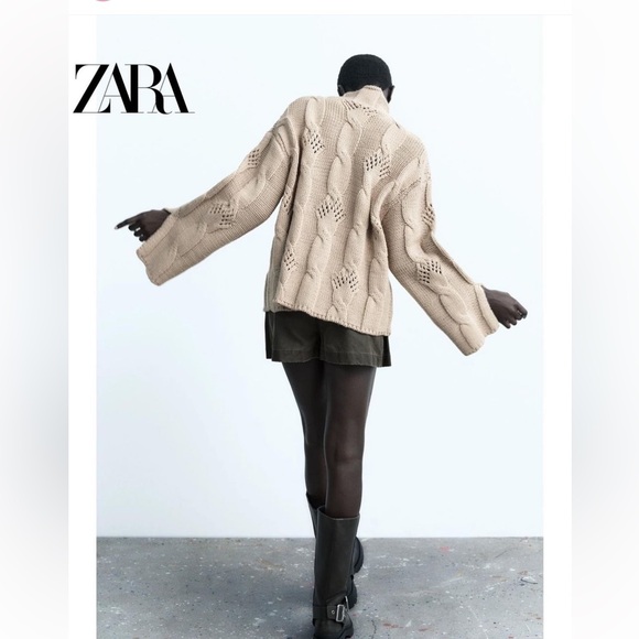 Textured Knit Sweater - Picture 8 of 9